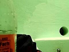 girl's daring public throat show