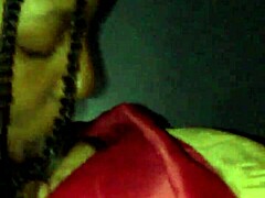 What’s hiding in this mysterious pussy clip?