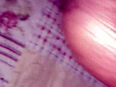 Amateur's steamy oral delight
