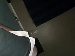 I Wanna Rub My Nuts Hard Now