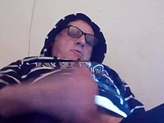 Masturbating Bliss with Hands?