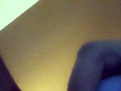 Leftyxluccis’ Intimate Self-Discovery