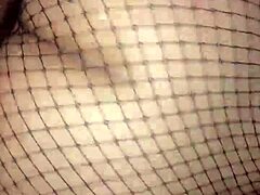 BRITISH BLONDE’S INTENSE MOMENT