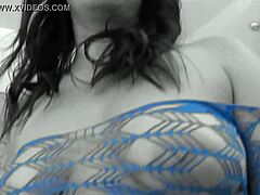 AverageJay's View Reveals Sultry Charms