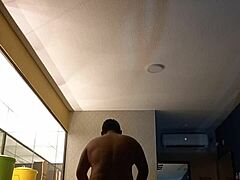 Voyeur’s Amateur Pussy Thrill