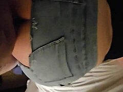 busty babe’s amateur hotel thrill