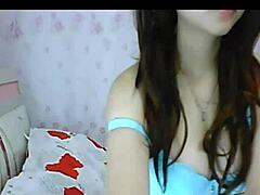 WATCH ASIAN AMATEUR'S NAUGHTY SOLO
