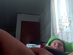 Girl's intense hentai oral scene