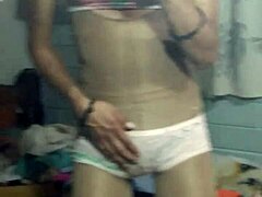 SOLO FINGERING BEAUTY