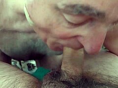 Gay Amateur’s Daring Oral Finish