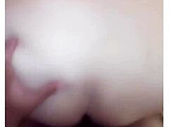 chubby girl's poetic steamy pose