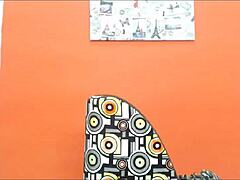 sharlotsexxx shemale’s daring anal challenge awaits