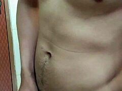 Vietnamese Gay Guy’s Solo Jerk Session