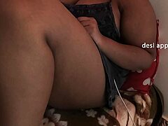 Desi Indian IT Girl's Alluring Chest Reveal