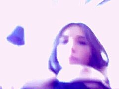 webcam vixen rips into chaos