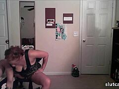 black woman pleasuring herself on cam