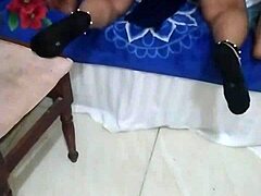 what’s the secret of this arab milf?