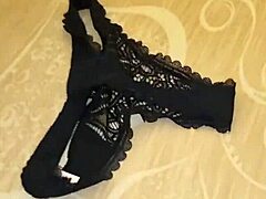 kinky italian barefoot play