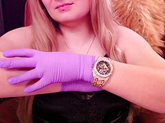 Arya Grander Purple Gloves