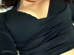 Alexia, the Mexican presenter in hot intimate video