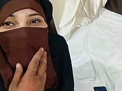 Sexy hot thick Muslim girl gets her stepbrother hard
