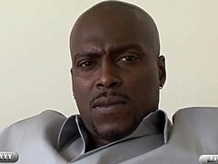 Lexington Steele gets deepthroat pleasure