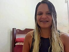 Latina webcam amateur hits orgasm with big ass shaking