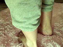 ugh, time to worship my feet, c'mon already guys
