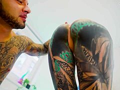Tattooed babe stretched with anal to mouth gaping finish