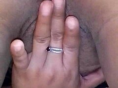 esposa ganosa quiere que se lacojan en publico