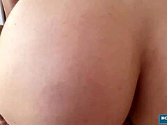 金发萝莉波普崇拜马克·皮尔森的大鸡巴在粗暴POV 😍