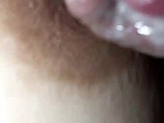 capezzolo pieno di saliva e cappella in wet oral play 😋