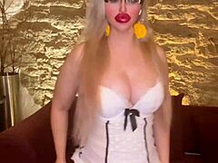 oh gosh, i'm like the goddess of music, dancing with my glasses on and feeling all that belly dancer vibe in this fun clip