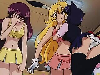 Usagi-Chan's Stunning Bathroom Curves