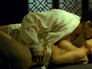 what’s behind cho yeo-jeong’s nude servant scene with tit-grab?