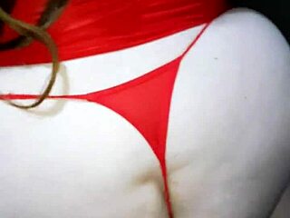 Deep delight with voluptuous frame