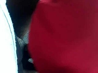 sloppy car blowjob from ebony babe