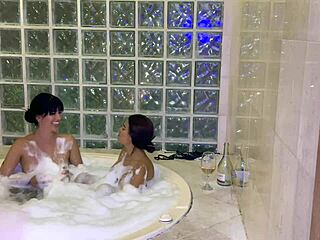 Mila Garcia and Yenifer Chacon unwind with fierce banging