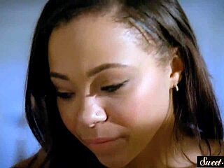 Stepmom’s Spoon Session Drips Passion