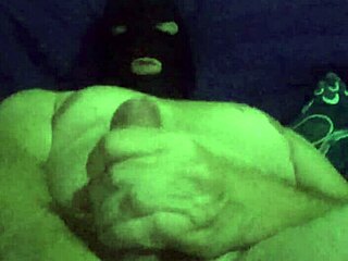 Bisexual's creamy passion tease.