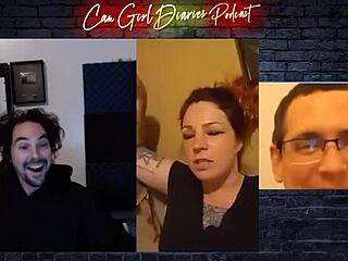Camgirl Secrets: Public Passion