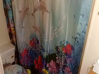 Secret MILF Shower Reveal