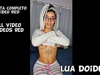 Lua Doidera Cums Alone at Home with New Toy