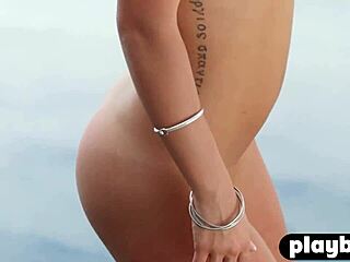 i watched Elle Georgia strip to show her curved body