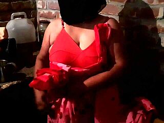 Video of an Indian village wife's intimate moments