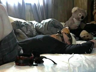 so this wild skinny stepdaughter totally dominates on webcam. caught her on free-stripchat streams dec 2021!