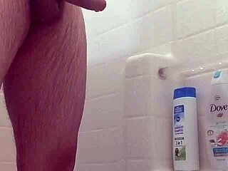 Dad's intimate bath moment
