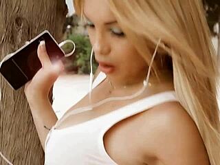 Beauties Explore Deep Intimate Play