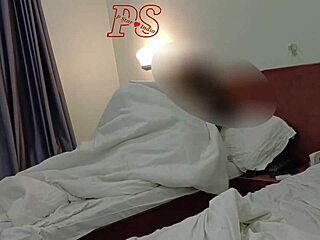 Indian College Girl Gets Hardcore Big Cock in Hotel