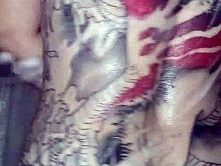 Kinky Wife’s Wild Shower Moment